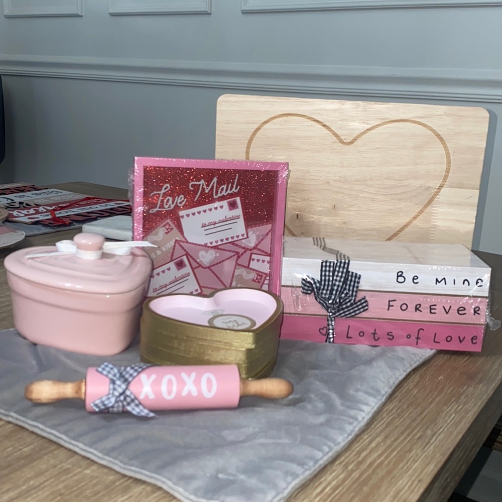 Pink Valentines decor
